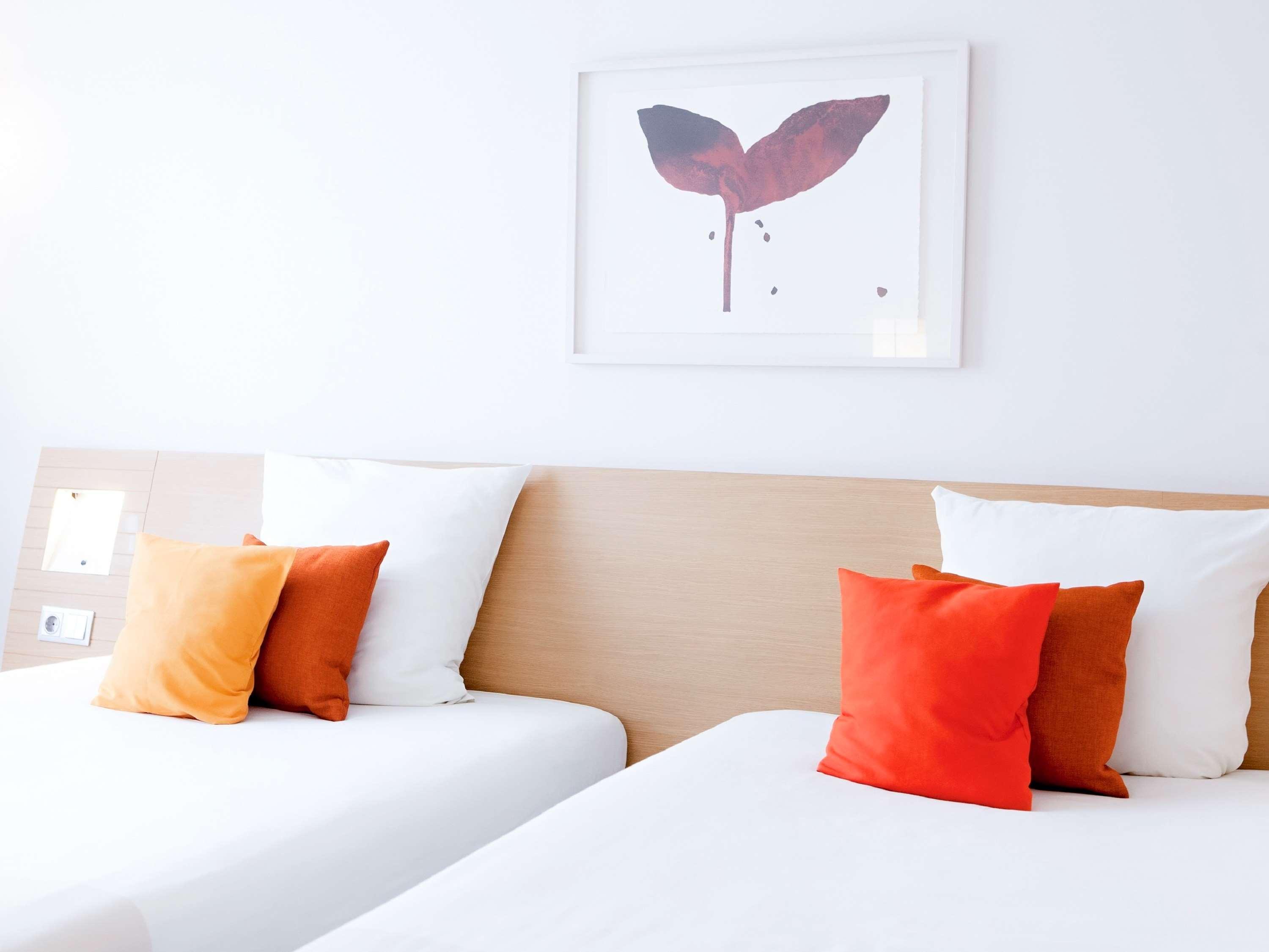 Novotel Reims Тинкё Экстерьер фото